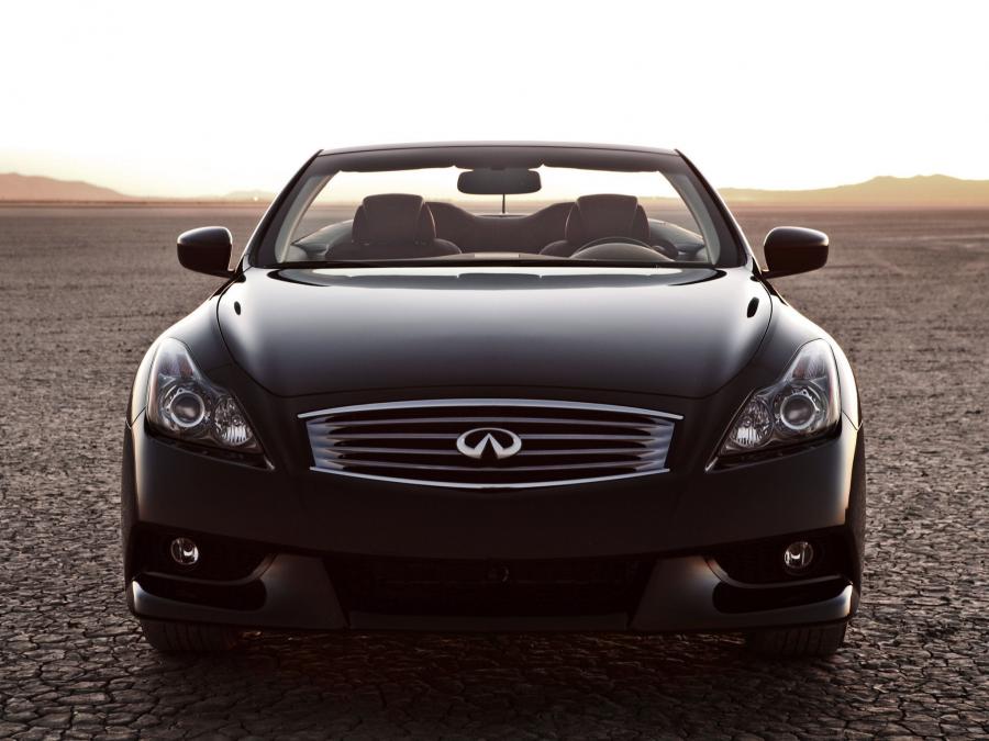  Infiniti G37 IPL Convertible 2012 года  (фото 10 из 17)